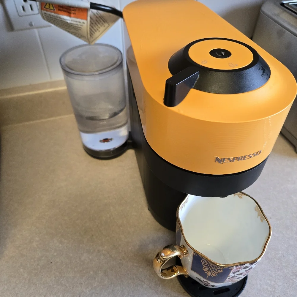 Nespresso Vertuo Pop+ De'Longhi Coffee and Espresso Machine, Mango Yellow - Picture 8 of 12